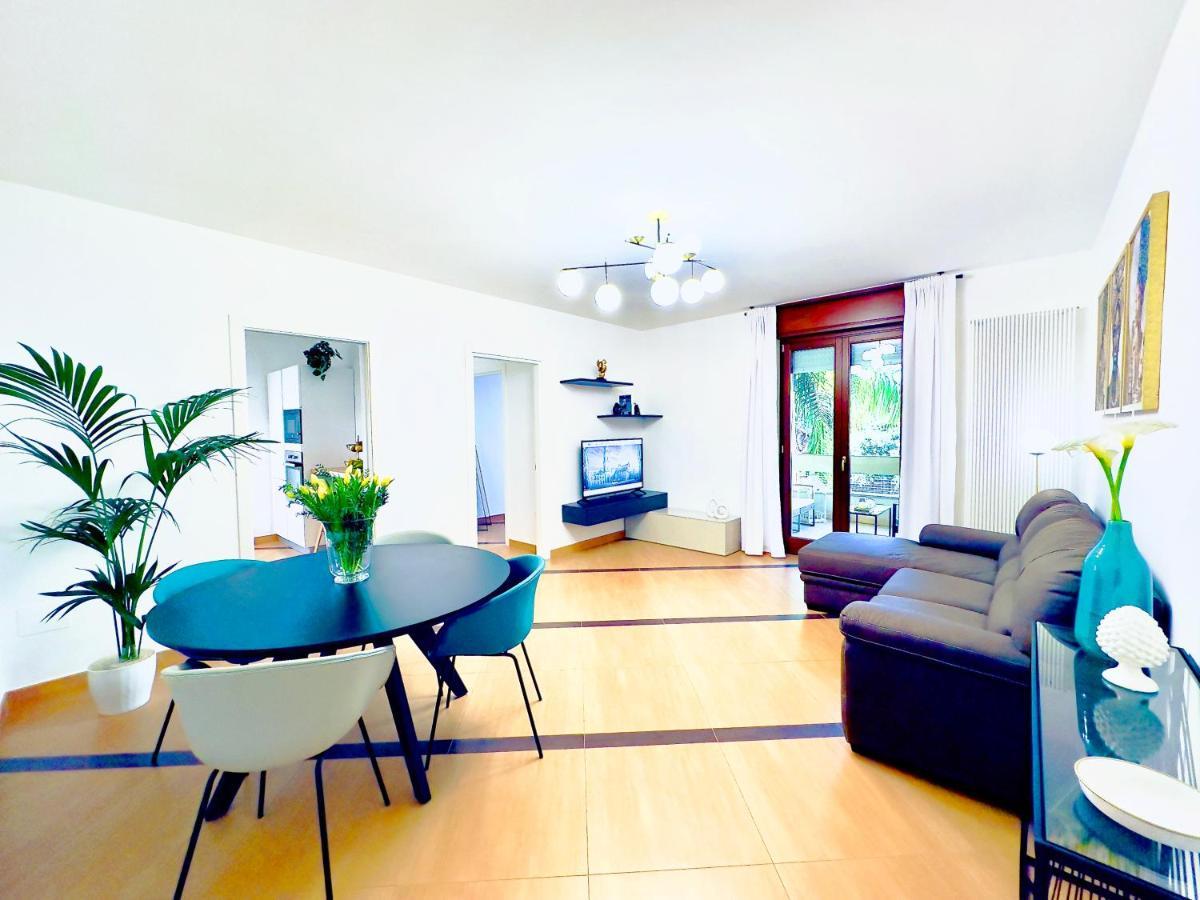 Salento Sweet Home - Obelisco Luxury Apartment Lecce Eksteriør billede