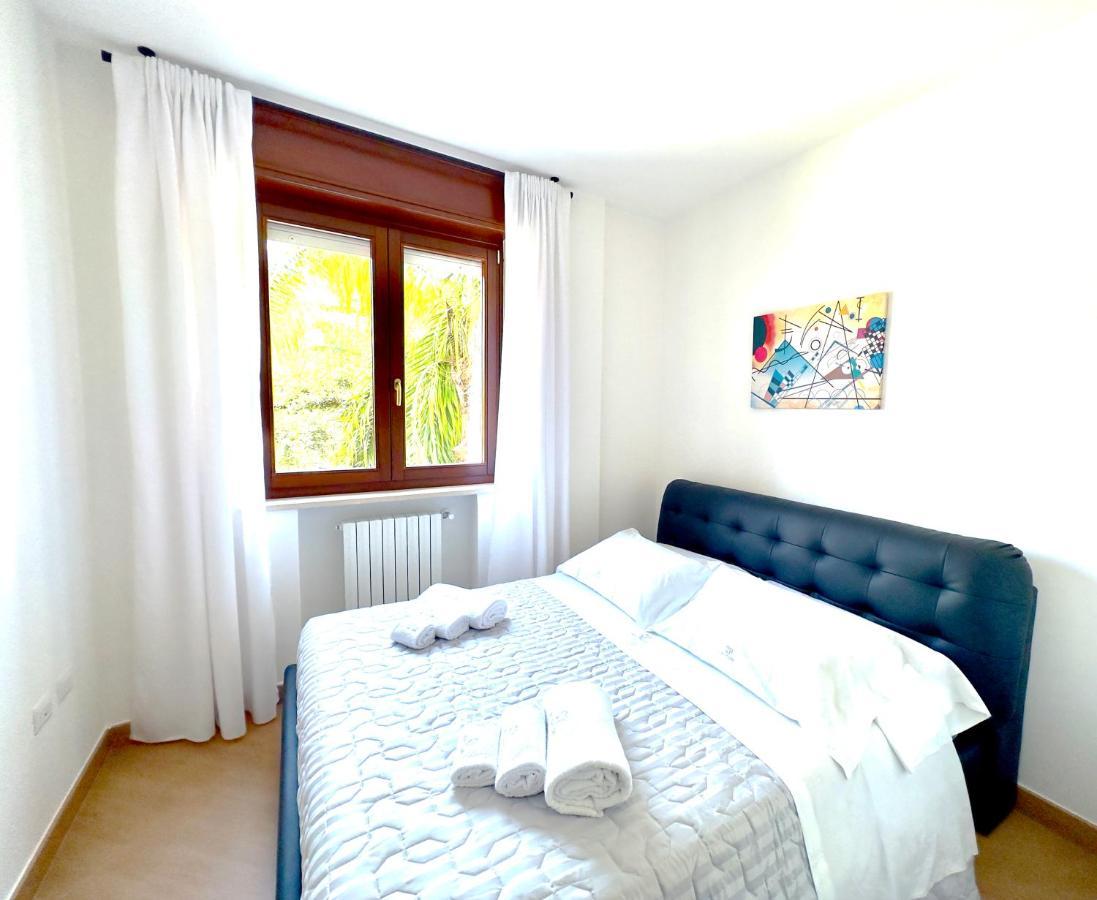 Salento Sweet Home - Obelisco Luxury Apartment Lecce Eksteriør billede